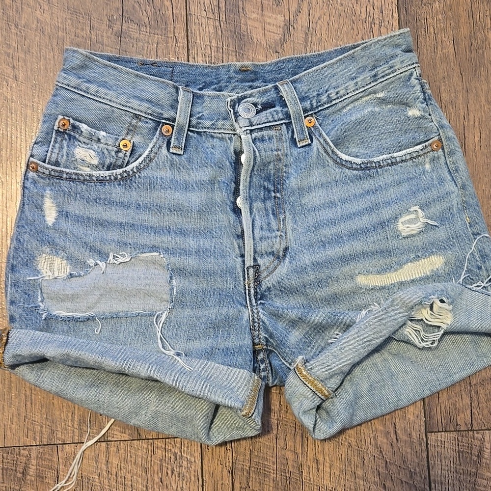 Levi's Jean Shorts Size 24W - Picture 1 of 5